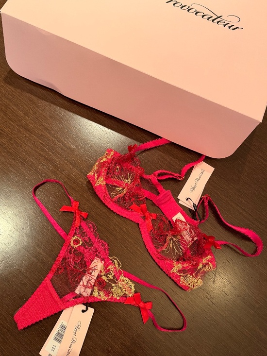 Agent Provocateur Other - NWT Agent Provocateur Set Fuchsia/Red/Gold